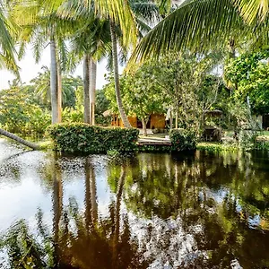 kibayo-lagoon-villa.comcaribbean.com/